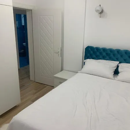 Stan Na Dan Centar Apartment