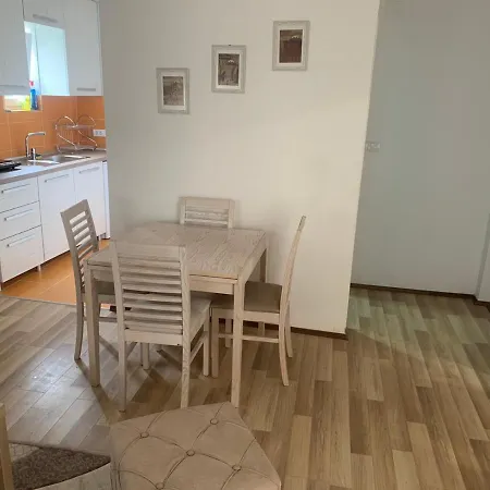 Stan Na Dan Centar Apartment Valjevo
