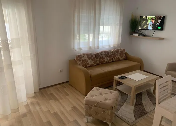 Stan Na Dan Centar ヴァリェヴォ